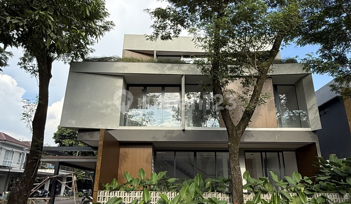 Brand New Architect Design House Foresta BSD, South Tangerang 2