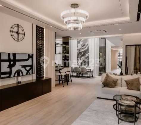 Beautiful Luxury House in Custer Caelus Greenwich Park, South Tangerang 2