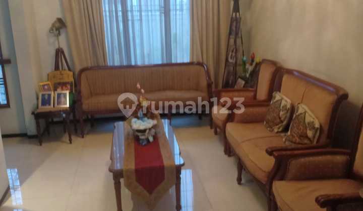 Dijual Rumah Bagus di Cempaka Putih Tengah Lt355m2 Lb 322M2 1.5 Lantai SHM 2