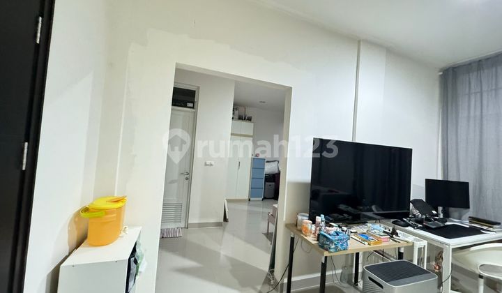 For Sale: Attached Shophouse in Sedayu City, Kelapa Gading, 3.5 Floors, Strategic Location, Ready to Occupy 2