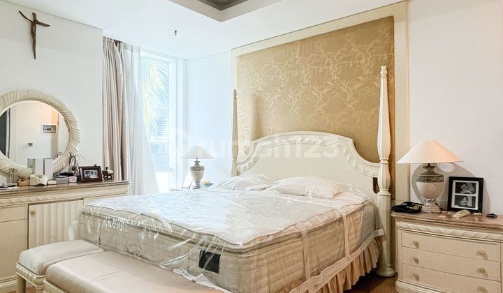 Apartemen Regatta Semi Furnished View Swimming Pool & Laut di Pluit, Jakarta Timur 2