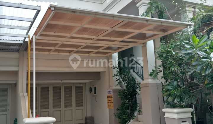 Nice House in Gading Grande Residence Kelapa Gading, North Jakarta