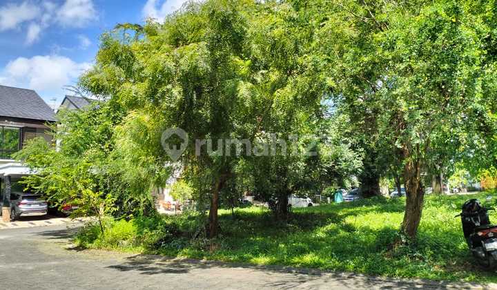 Hook Lot in Virginia Cluster BSD, South Tangerang