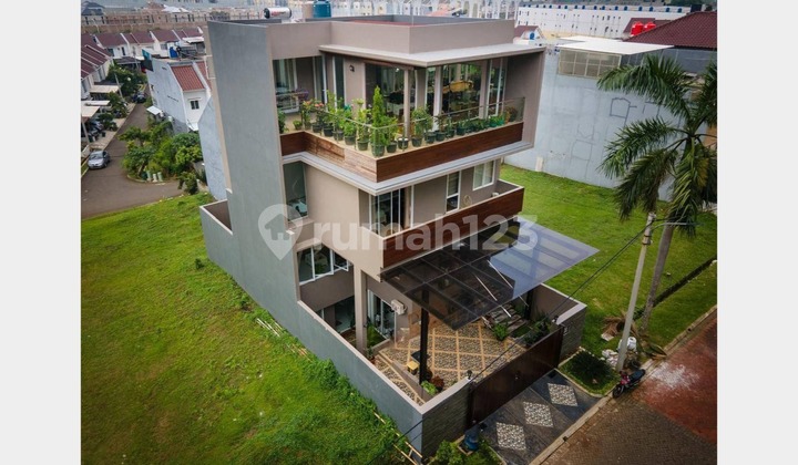 Rumah Premium 4 Lantai + Basement di Cluster Amalfi Gading Serpong, Tangerang Rumah Premium 4 Lantai + Basement di Cluster Amalfi Gading Serpong, Tangerang