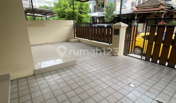 Rumah Rapih Full Renov di Sektor 1G, Gading Serpong Tangerang 2