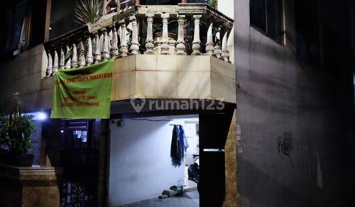 Dijual Rumah di latumenten 2