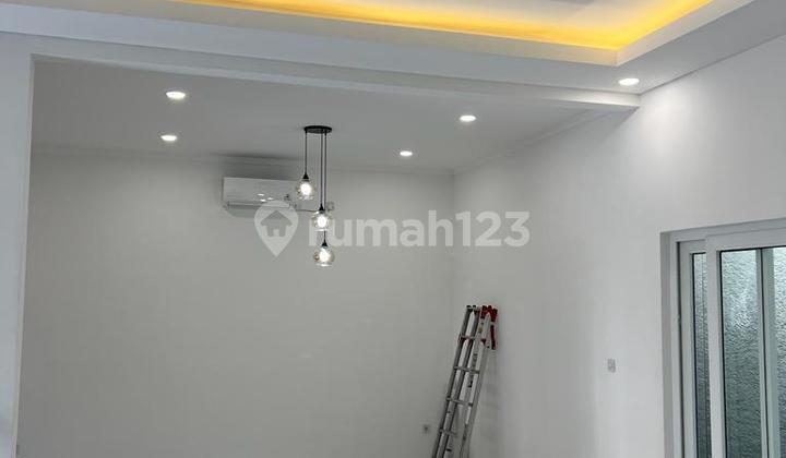 New Independent Building House Near Aeon Toll and Ice Bsd 2