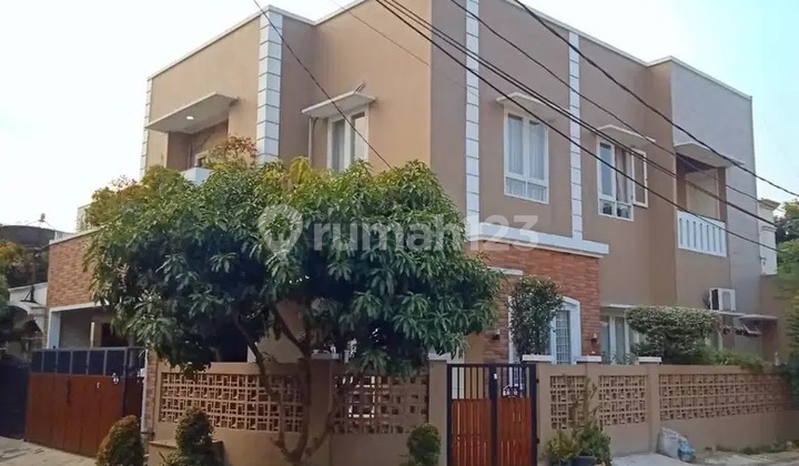 Dijual Rumah Hook Strategis di Nusaloka BSD City Dijual Rumah Hook Strategis di Nusaloka BSD City