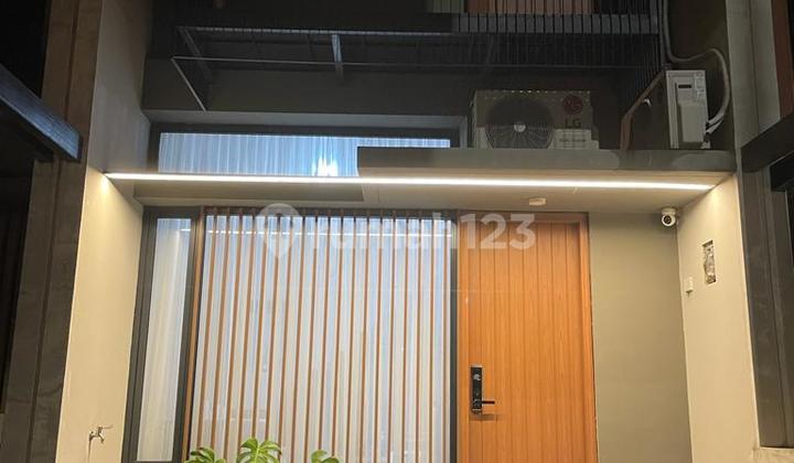 Rumah Fleekhauz H, Greenwich Park, Bsd City, Dekat Ke Eastvara