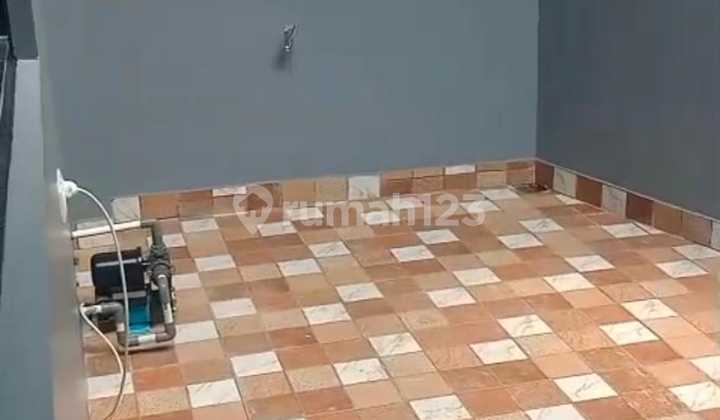 Rumah 2 Lantai Di Melati Mas, Posisi Depan Jalan Besar, cocok untuk usaha 2