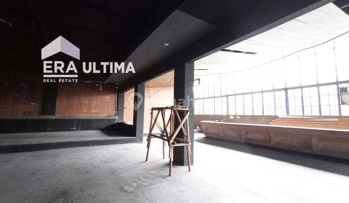 Disewa Ruang Usaha Strategis Luas di Setiabudi 3