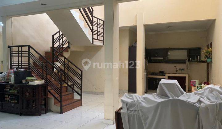 Rumah 2 Lantai Bagus di Sayap Turangga, Bandung 1