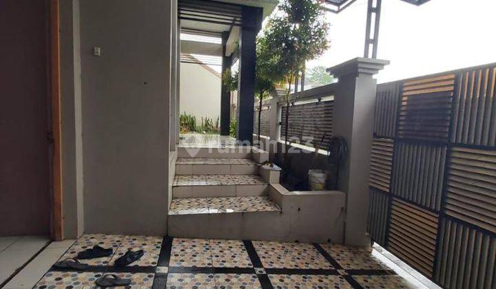 Rumah 2 Lantai Bagus Siap Huni Strategis di Jayaraga, Garut 6