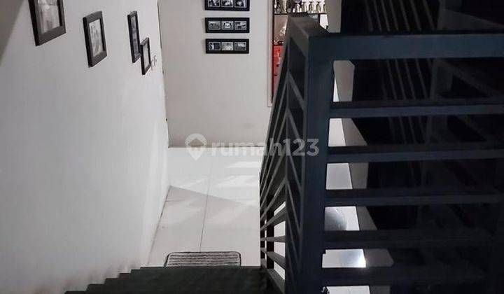 Rumah 2 Lantai Bagus Siap Huni Strategis di Jayaraga, Garut 8