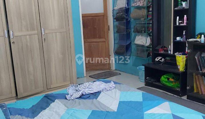 Rumah 2 Lantai Bagus Siap Huni Strategis di Jayaraga, Garut 12