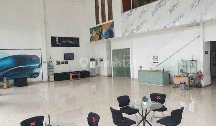 Ruang Usaha Bagus Siap Pakai Strategis di Soekarno Hatta, Bandung 1
