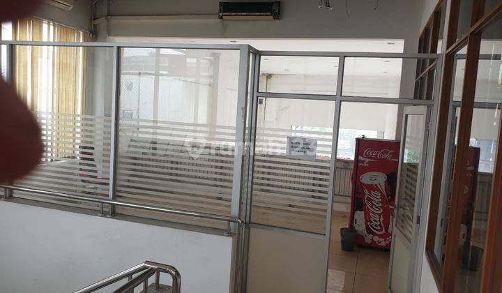 Ruang Usaha Bagus Siap Pakai Strategis di Soekarno Hatta, Bandung 7