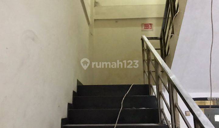 Ruko 3.5 Lantai Bagus Siap Pakai Strategis di Sukajadi, Bandung 4