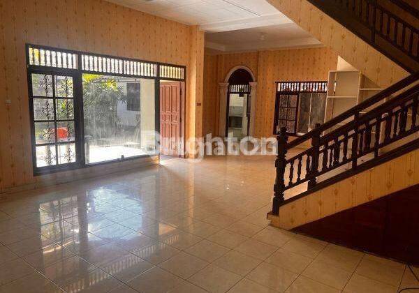 Rumah 6 Kamar Dekat Lapangan Renon  Denpasar 1