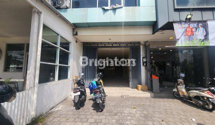 3 FLOOR SHOP STRATEGIC LOCATION ON MAIN STREET IN CENTRAL GATSU DENPASAR 1