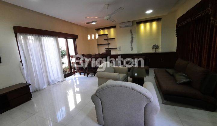 LARGE AND COMFORTABLE 2-STOREY VILLA IN MUMBUL NUSA DUA 2