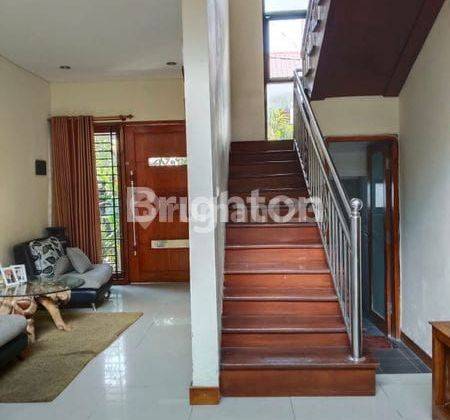 3 Storey Semi Furnished House, Comfortable and Strategic Location on Jalan Gunung Lumut, West Denpasar 1