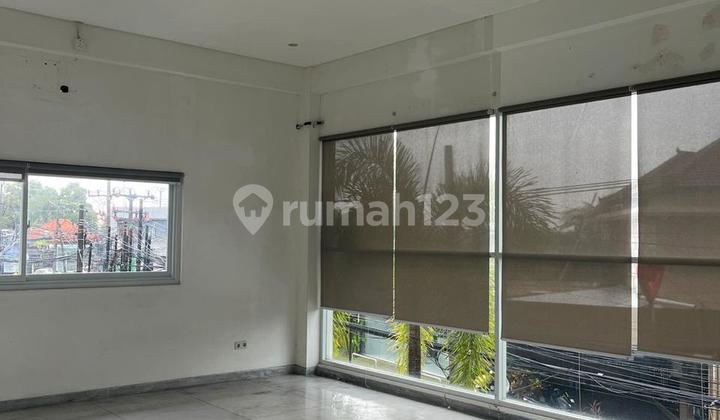 Strategic Commercial Building for Rent – Subak Sari Street, Canggu Strategic Commercial Building for Rent – Subak Sari Street, Canggu