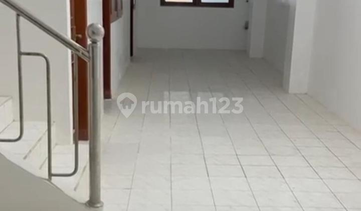 Ruko 3 Lantai Lokasi Premium