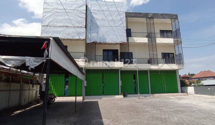 For Sale/Rent 4 Units of 3-Storey Attached Shophouses on Jalan Teuku Umar Barat 1