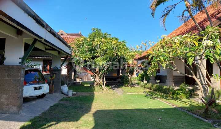Rumah Strategis Dan Luas Di Renon 2