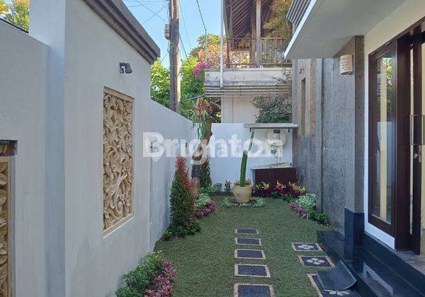 Villa Sanur 4 Bedrooms Enclosed Living  2