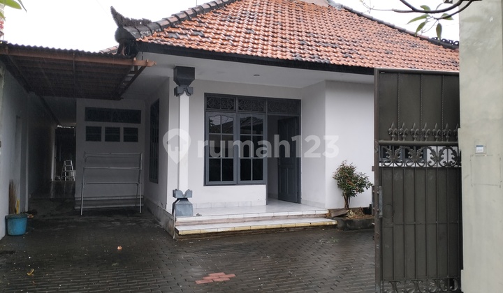 1 Floor House 2 Br In Tukad Banyuning, Near Renon 1 Floor House 2 Br In Tukad Banyuning, Near Renon