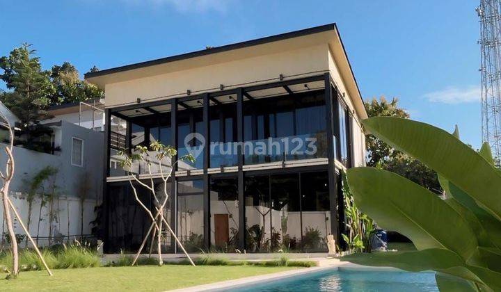 Modern Luxury 3 Bedrooms Villa In Uluwatu 1