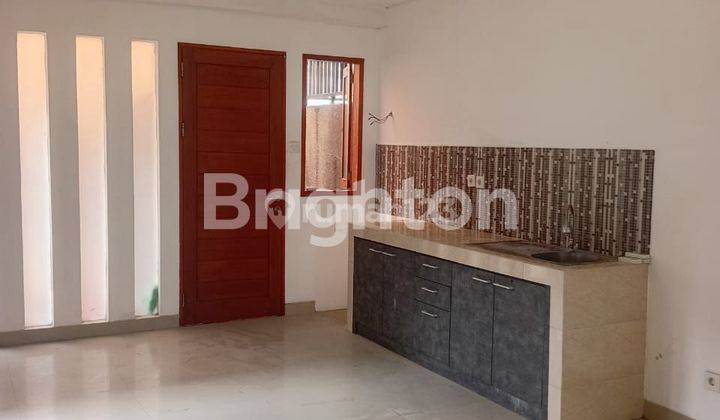 RUMAH MINIMALIS 3 BR NYAMAN DI JALAN GUNUNG LUMUT 2