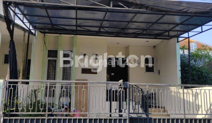 RUMAH SEMI FURNISHED 3 LANTAI DEKAT SPORT CLUB JIMBARAN 1