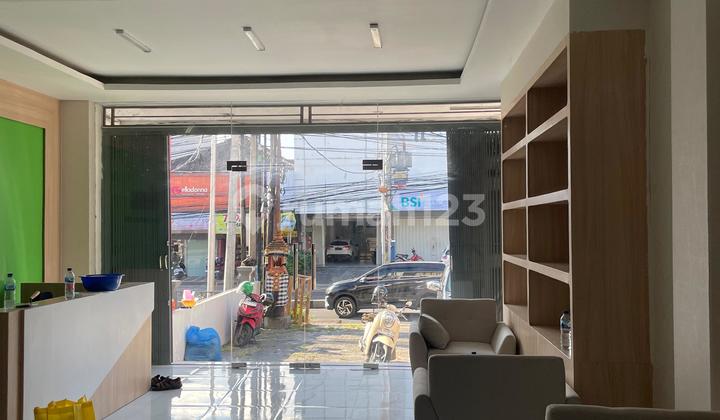 Ruko 3 Lantai Area Bisnis Digatot Subroto Tengah Denpasar