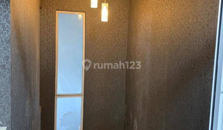 Rumah Pik Cluster Florence 200m2 SHM Lantai Full Marmer Bangunan Full Siap Huni 2