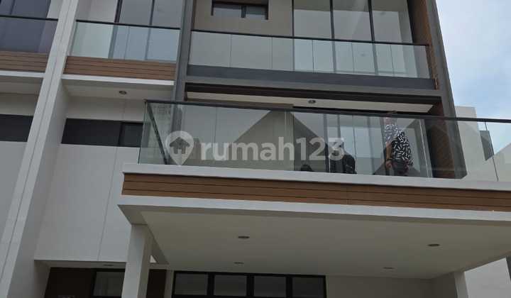 Osaka Residence Pik2 House Ready to Live Brand New Osaka Residence Pik2 House Ready to Live Brand New