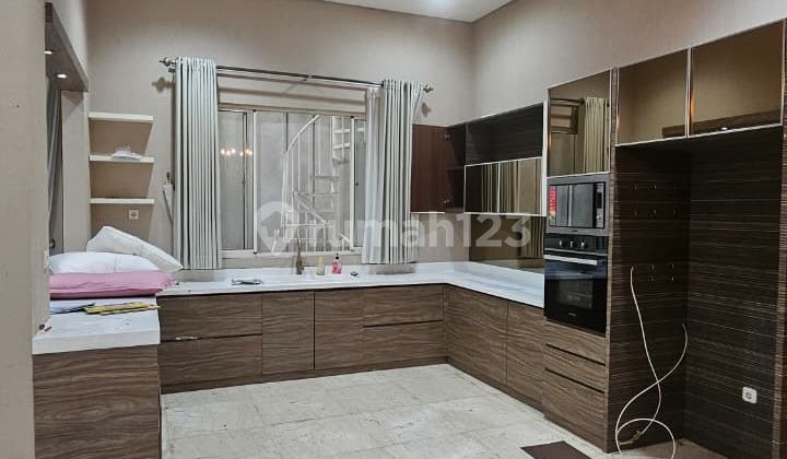  Rumah Pik1 Cluster Crown Boulevard Siap Huni 2