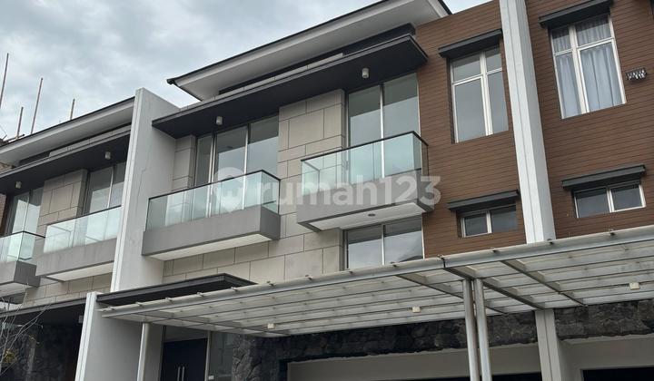 For Sale, Ready-to-Occupy House in PIK Cluster Bukit Villa, Kuta Type, Frontmost in PIK. 1