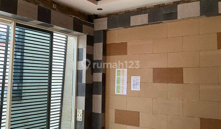 Disewakan Ruang Usaha Jalan Pondok Mutiara Area Banjarbendo,sidoarjo Fer.a037 10