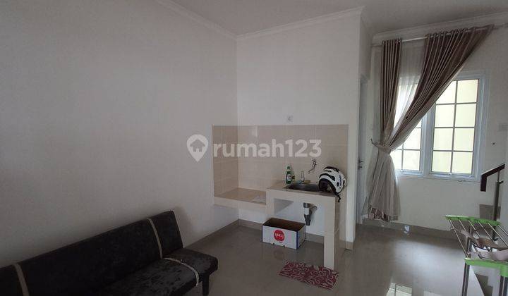 Rumah di Paramount 2 Lantai Sudah Renovasi Semi Furnished 2