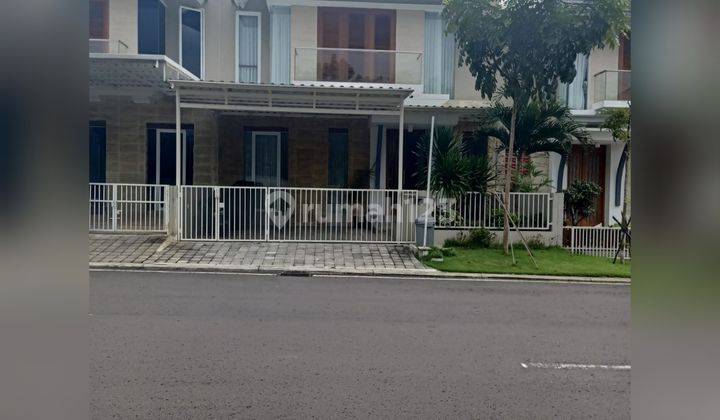 Sewa Rumah 2 Lantai Bagus di Cluster Greenstone Citragrand 1