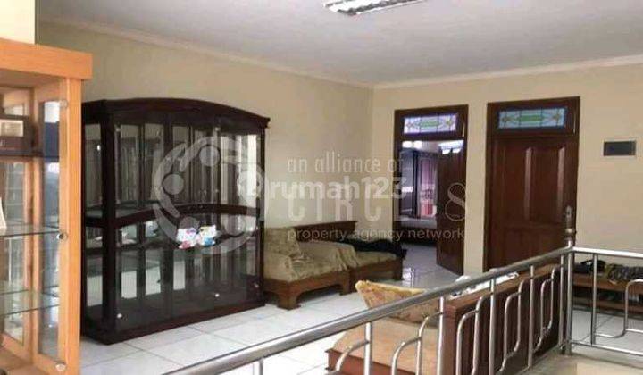 3 Lantai Rumah Bersih Bersinar Dijual di Rajawali Garuda Bandung 1