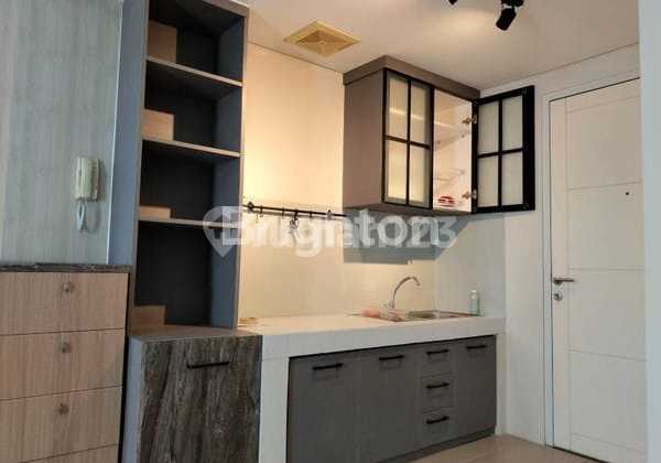 Beautiful Studio Apartment Across from Bintaro Plaza Beautiful Studio Apartment Across from Bintaro Plaza