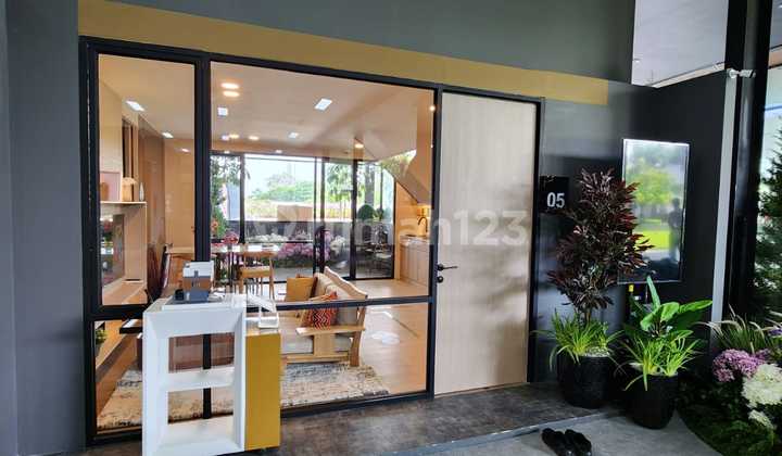 Rumah 3 Lantai Desain Modern Minimalis Harga Ekonomis.di Kawasan Serpong