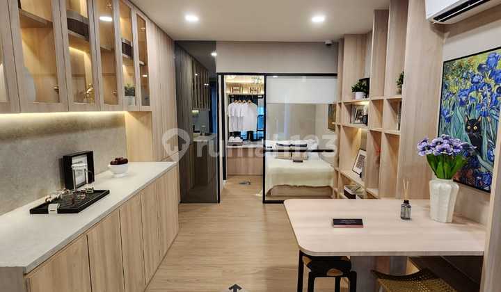 Beautiful Minimalist House. 3 Floors with High Ceiling in Serpong Area 2