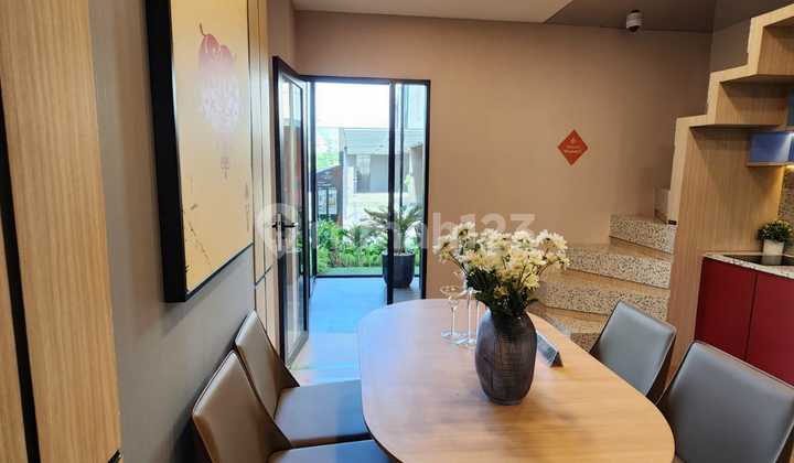 Rumah Cantik Harga Apartemen Selangkah ke Gading Serpong