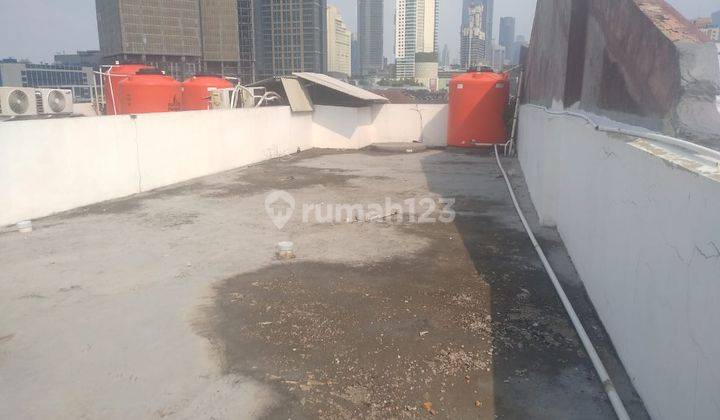 RUKO TANAH ABANG strategis TANPA SEKAT 3.5 lantai 7