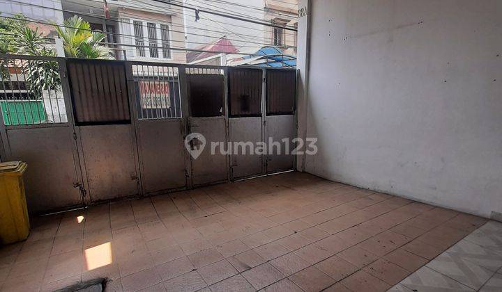 Ruko Tanah Abang  Kebon Kacang  Lokasi Strategis dan ramai 2